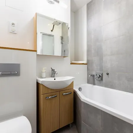 Obroncow Wybrzeza 13 Apartmán *